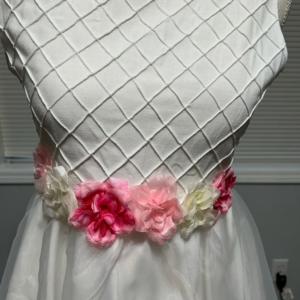Girl dress size 16